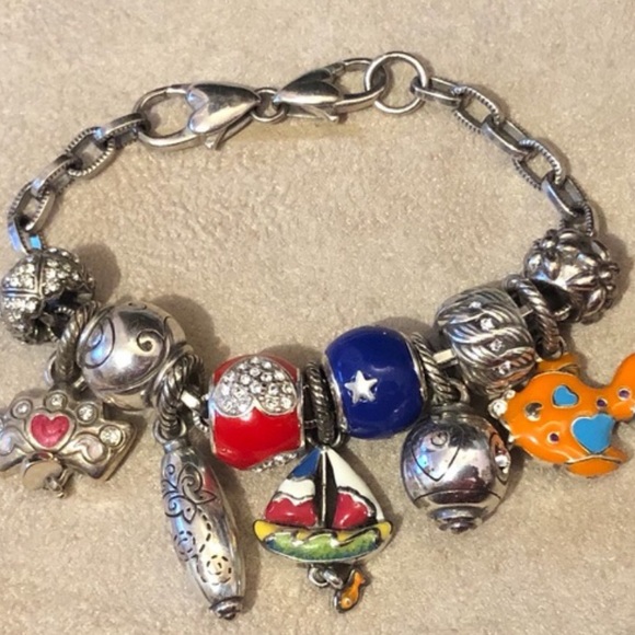 🆕 Brighton silver bead with swirls & clear crystals around center NWOT Retired - Picture 6 of 7